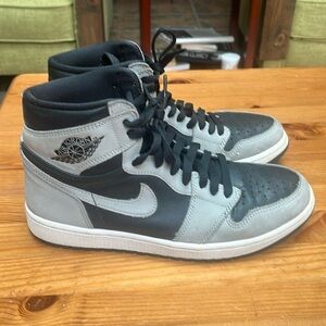 Air Jordan 1s Retro high black and grey Nike size 9 in original box